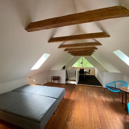 Stenhuset I Pilbrodalen